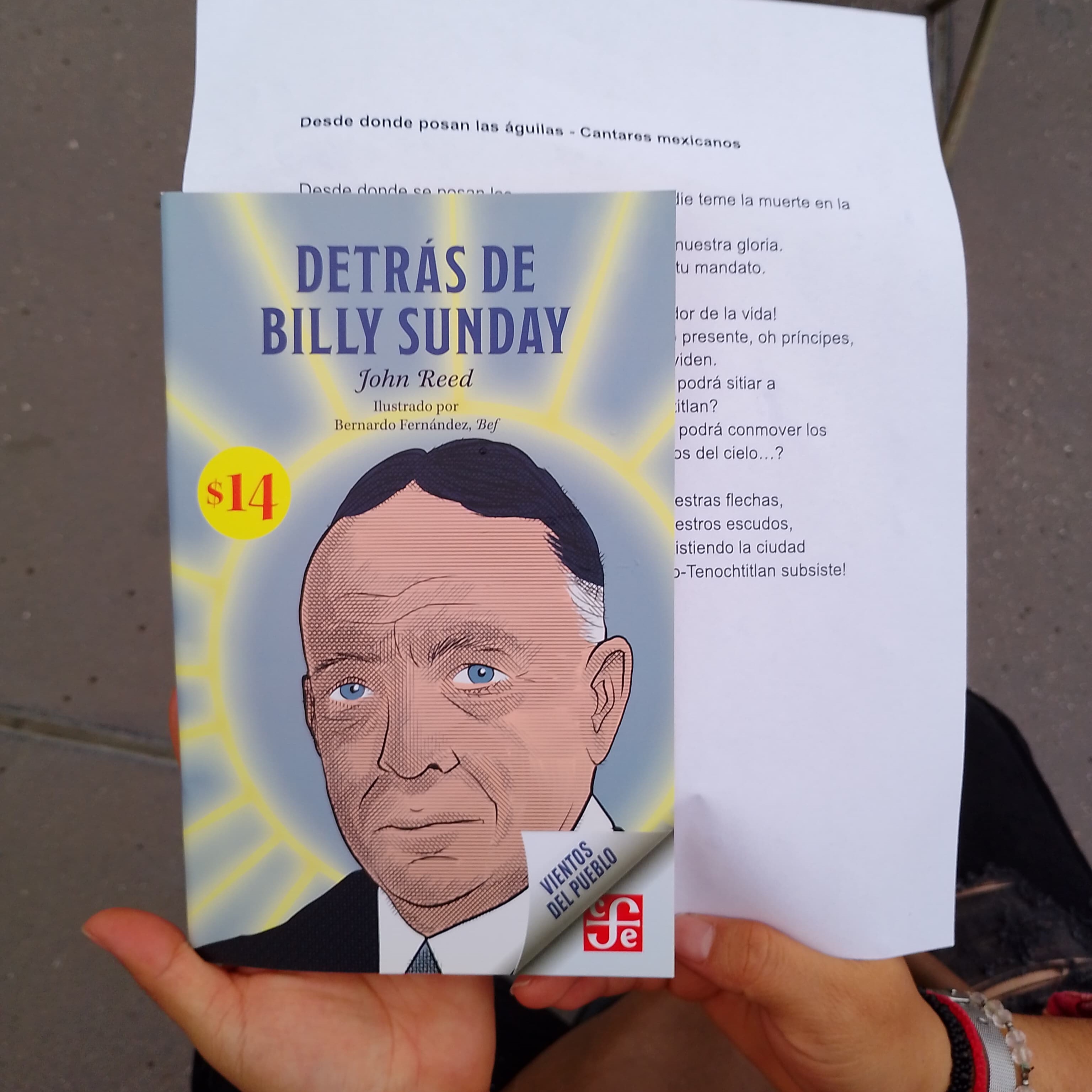 Ejemplares de la Colección Vientos del Pueblo.