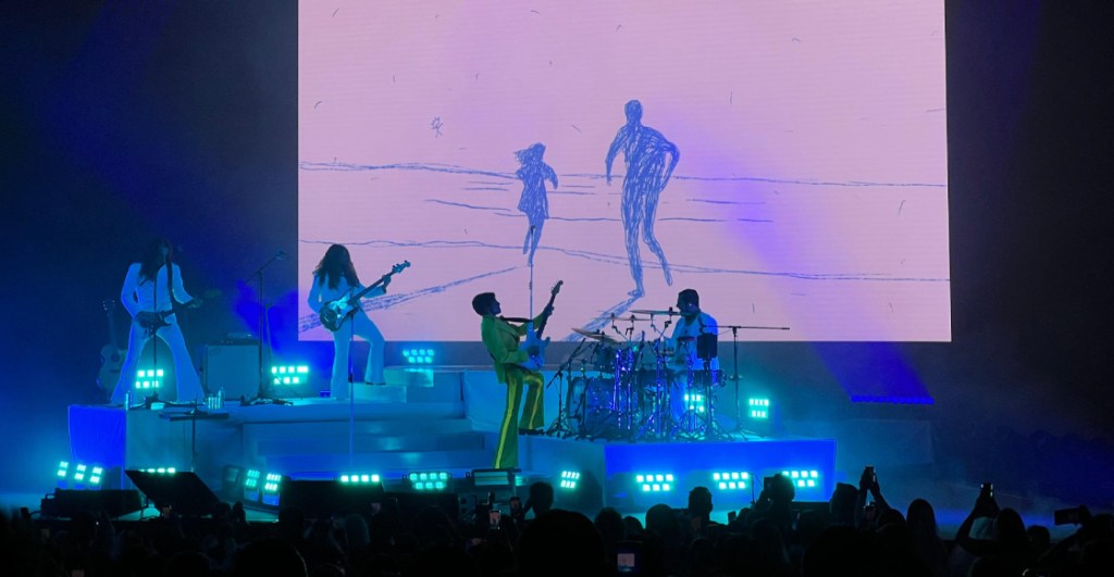 Lasso y su Malcriado World Tour: Un show para amar, llorar y&nbsp;despecharse